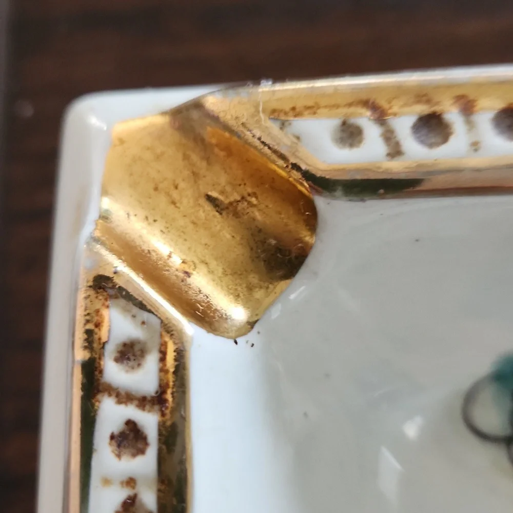 1970S HANDCRAFTED CAPODIMONTE CERAMIC ASHTRAY .